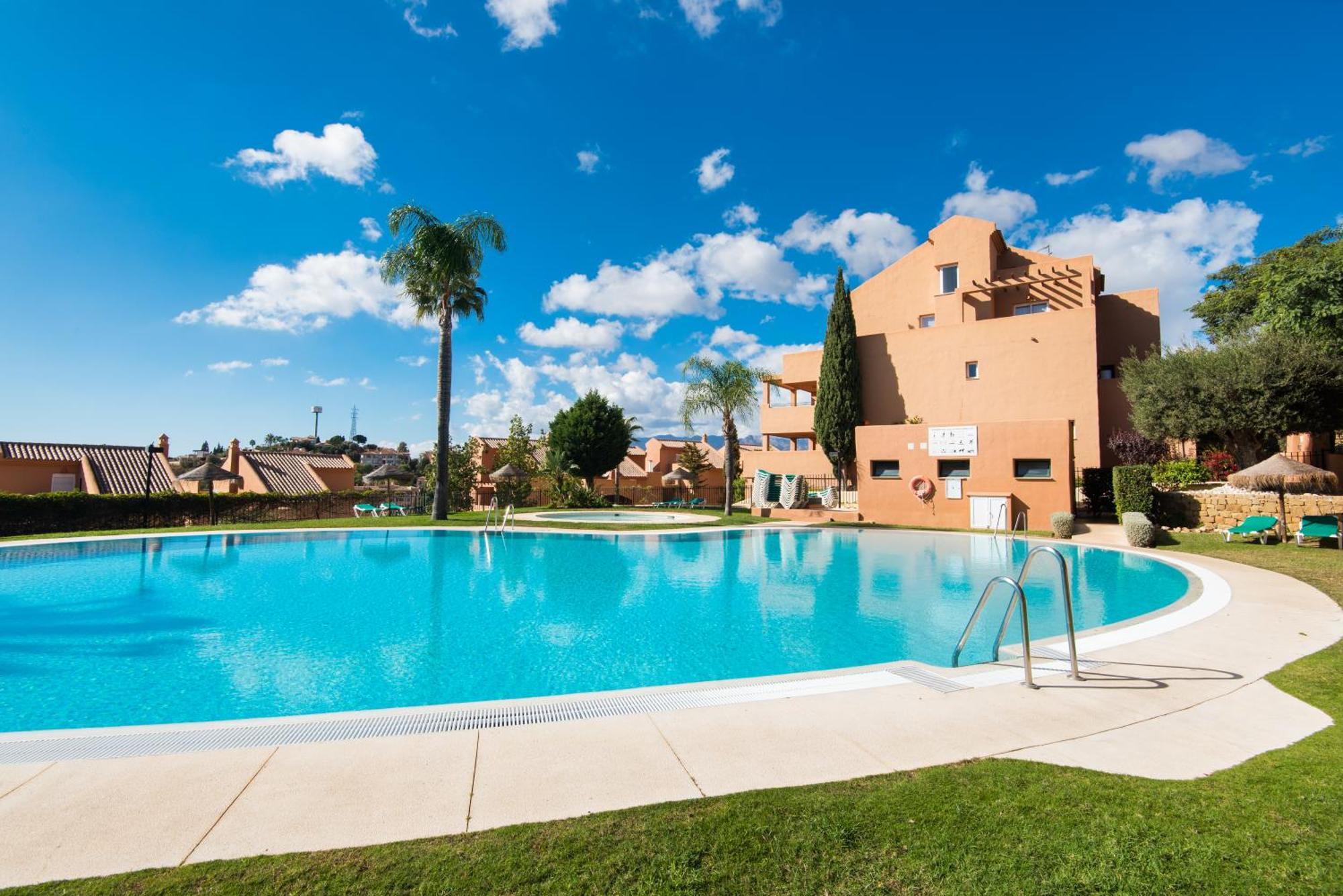 Rentandhomes Penthouse Elviria Golf Marbella Luaran gambar